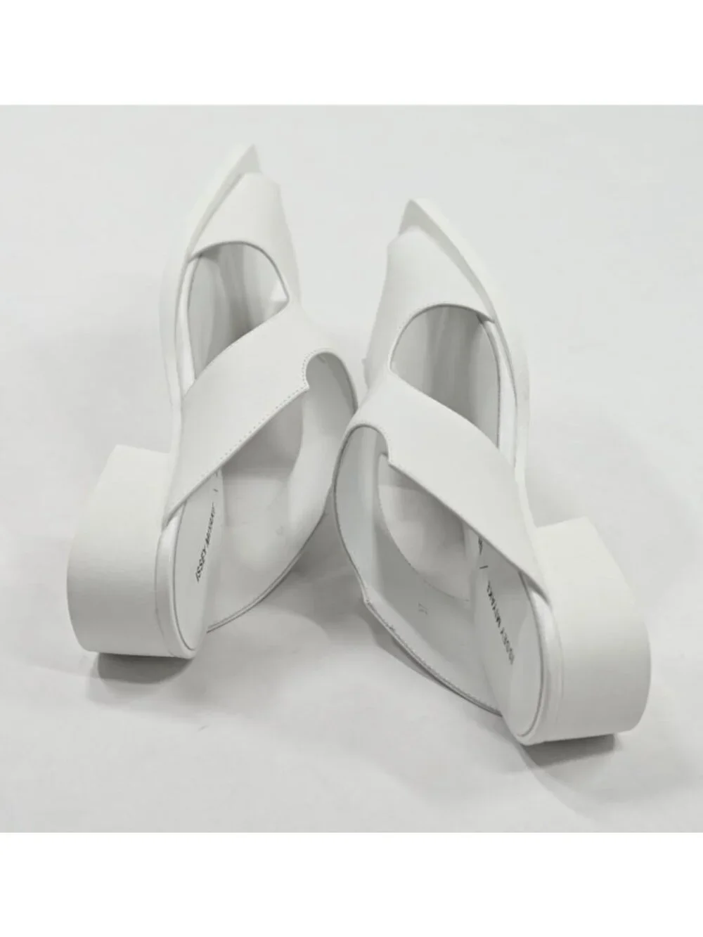 Issey Miyake x United Nude Fin Shoe in White